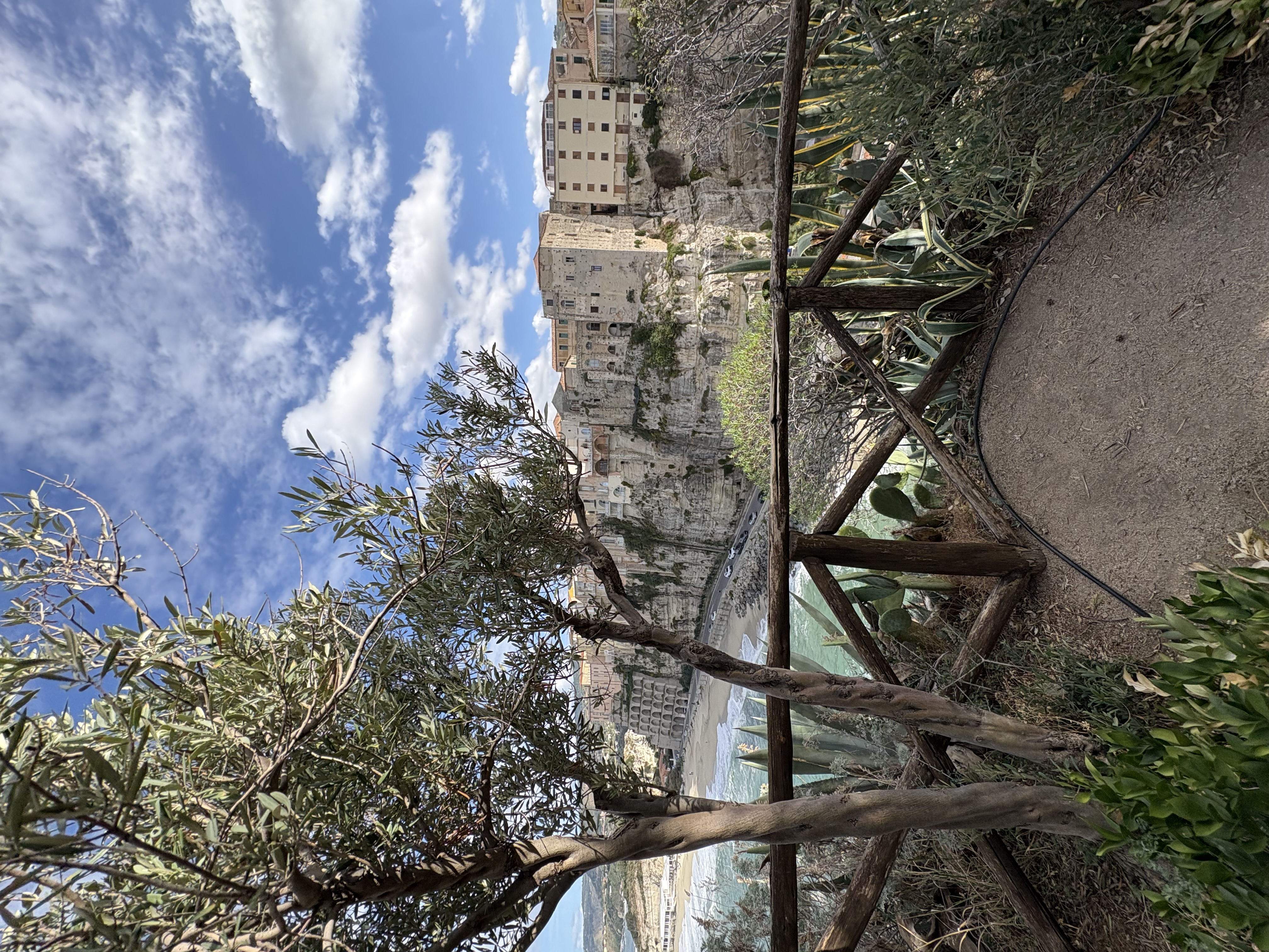 Alla scoperta della Costa degli Dei e dei suoi borghi più suggestivi