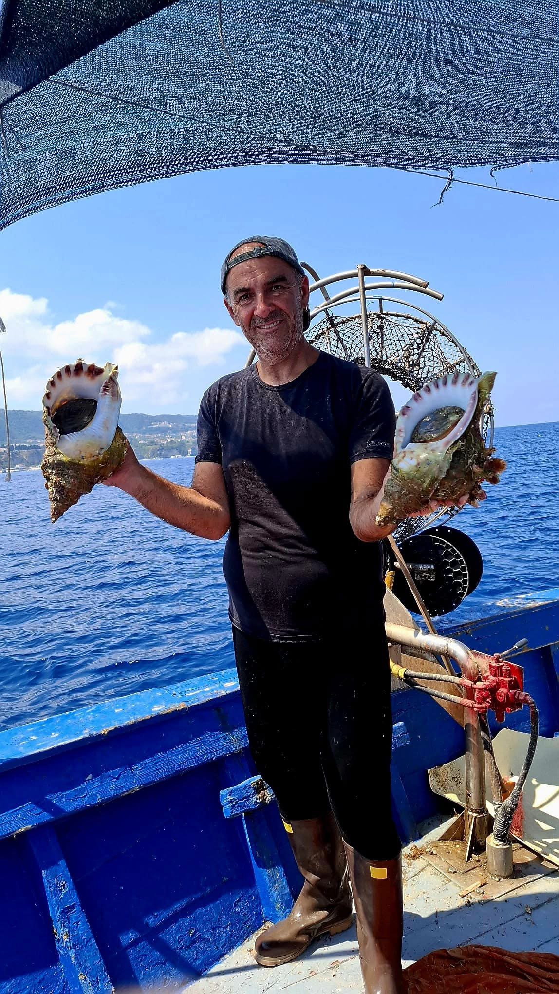 Pesca tradizionale a Tropea con pescatori professionali